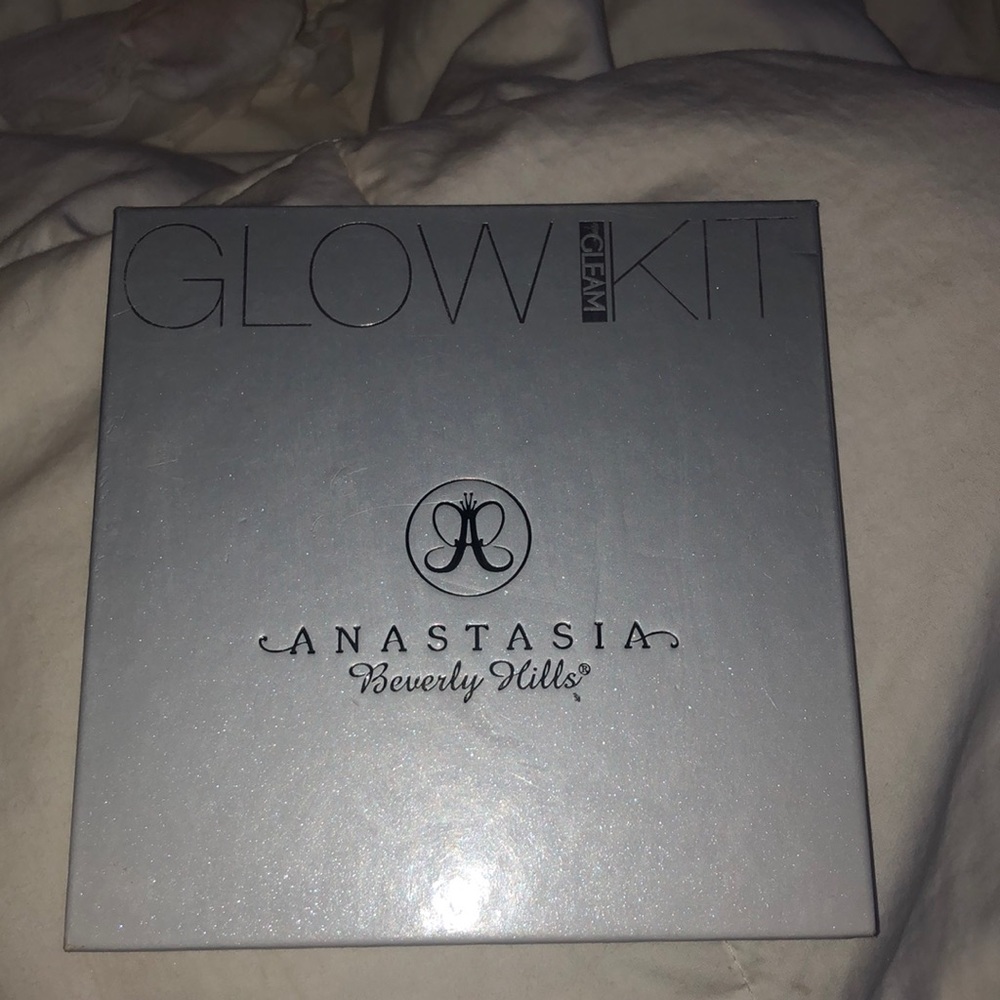 Anastasia Glow Kit Gleam